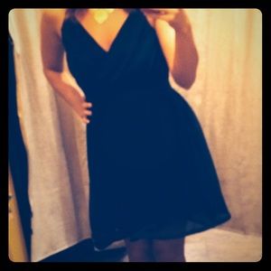 Spaghetti strap V-neck baby doll dress!